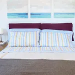 Erica Home - 2 Bedrooms, Terrace, Wifi